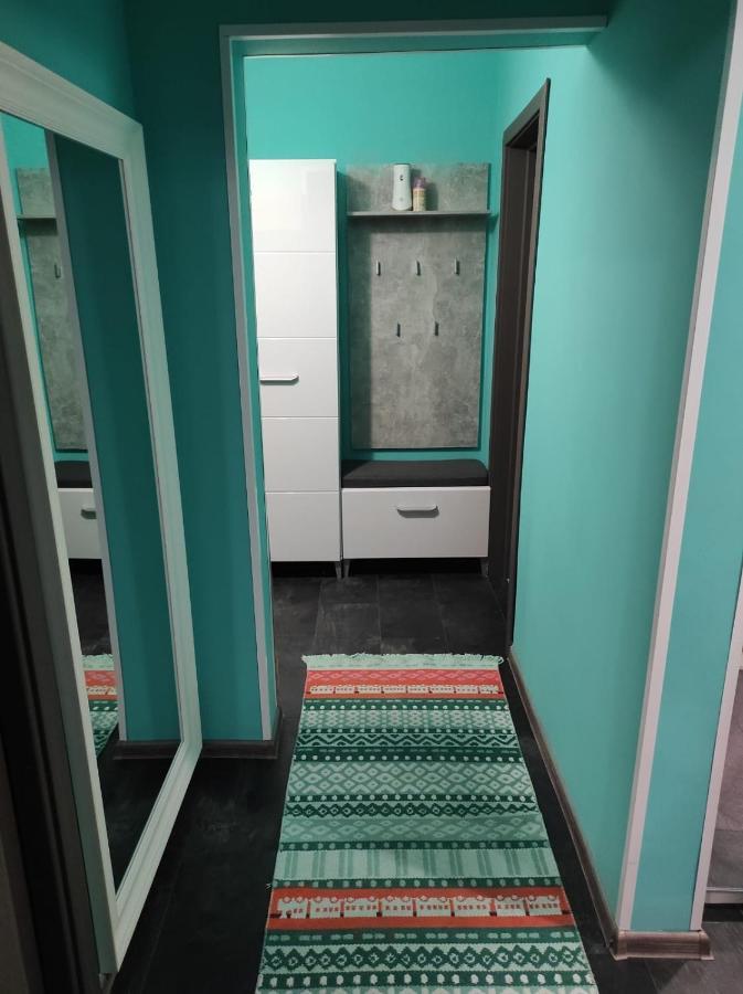 Private Room Near 3 Min Metrou Crangasi, 40 M2 부쿠레슈티 외부 사진